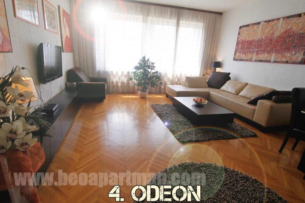 accommodation-for-seven-in-belgrade-odeon