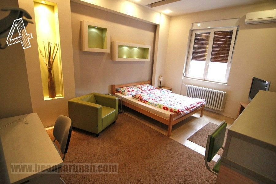  Knez Mihajlova Vacation Rental apartment Belgrade PRINCE
